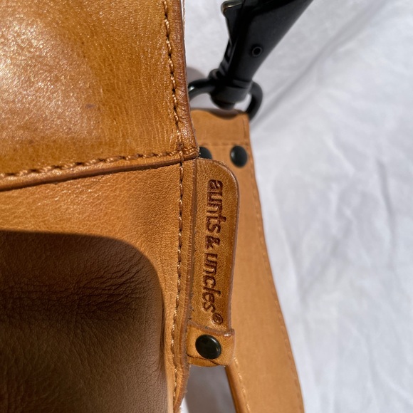 Tan Leather Aunts & Uncles Crossbody Bag - Picture 3 of 4